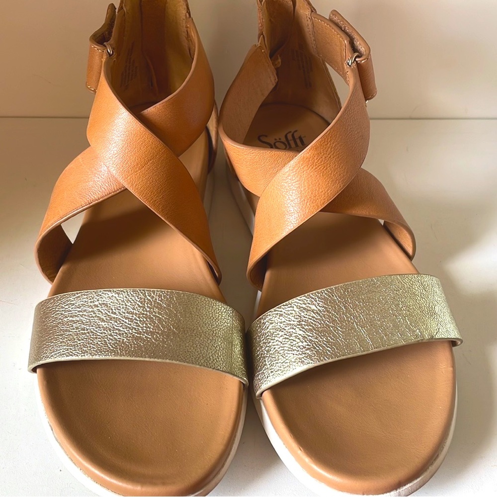 Adorable & practical Sofft brand leather sandals with caramel/tan & gold straps.